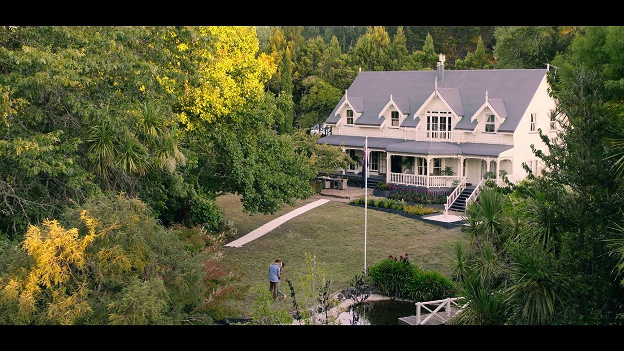 Falling Inn Love